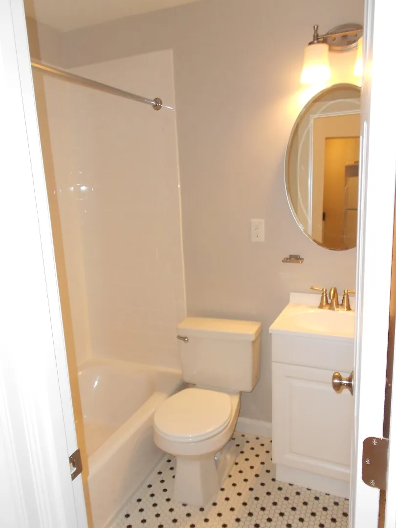 33 Edgerly Rd, Fenway