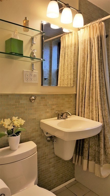 2 Sutherland Rd, Brighton