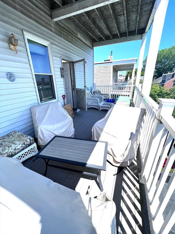 667 East 8th, South Boston