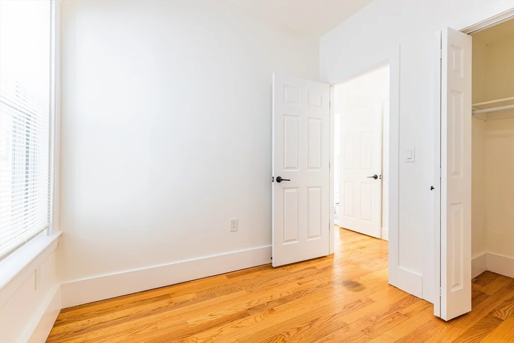 633 East 6th St, South Boston