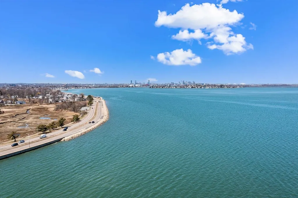 20-22 Sumner, Quincy