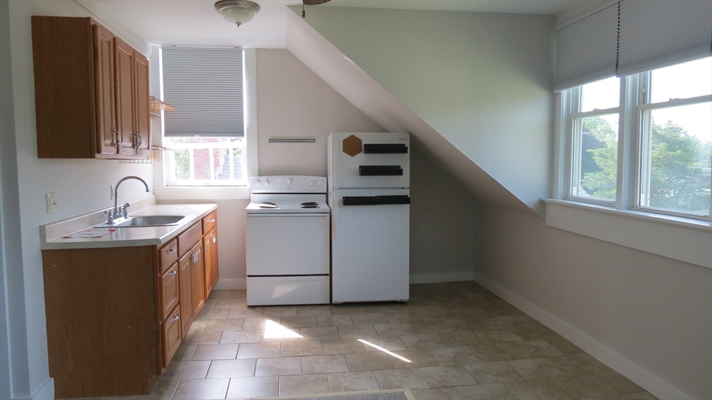 128 Low, Newburyport