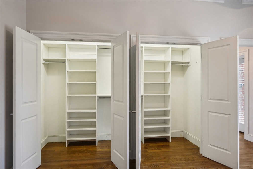 1471 Beacon St, Coolidge Corner