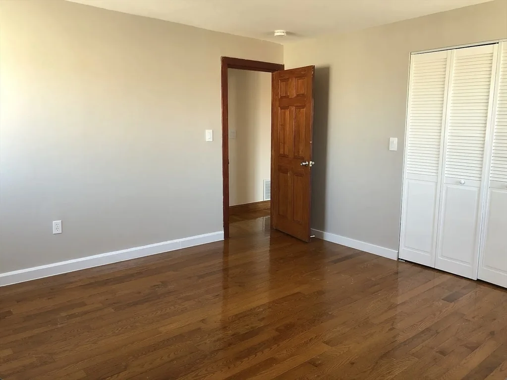 39 Cary Ave, Chelsea