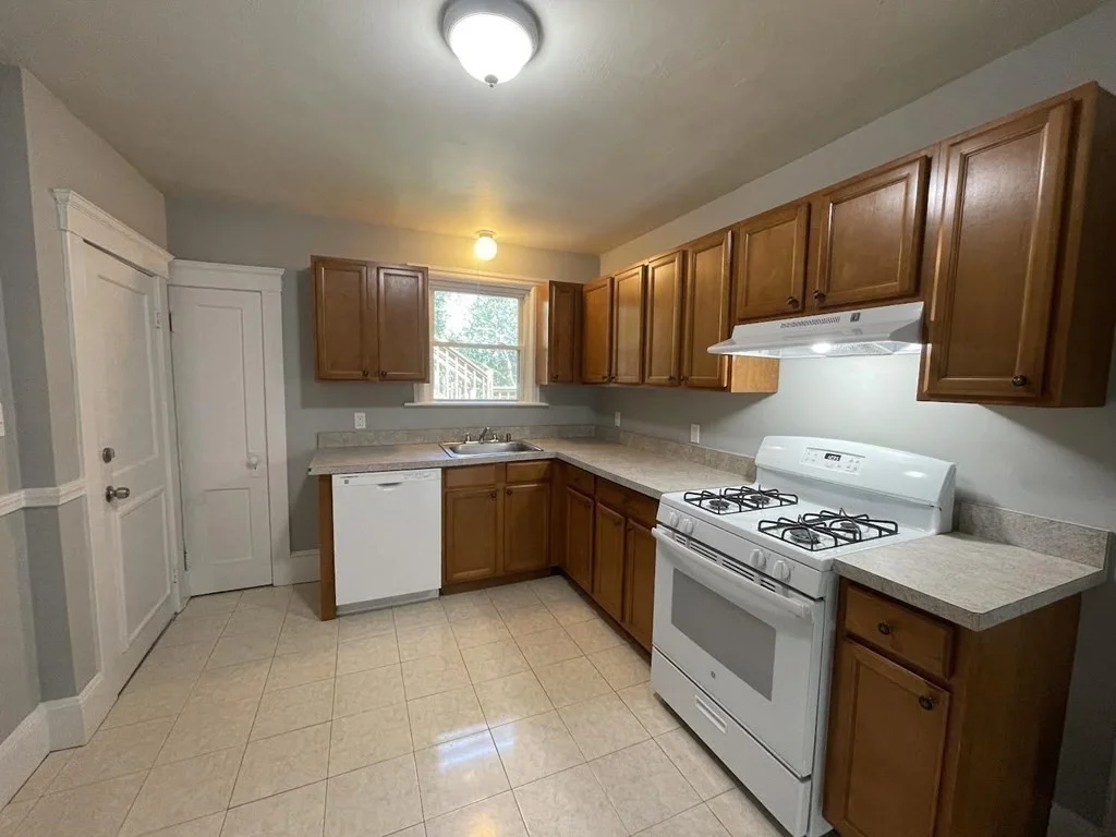 350 Plain, South Braintree