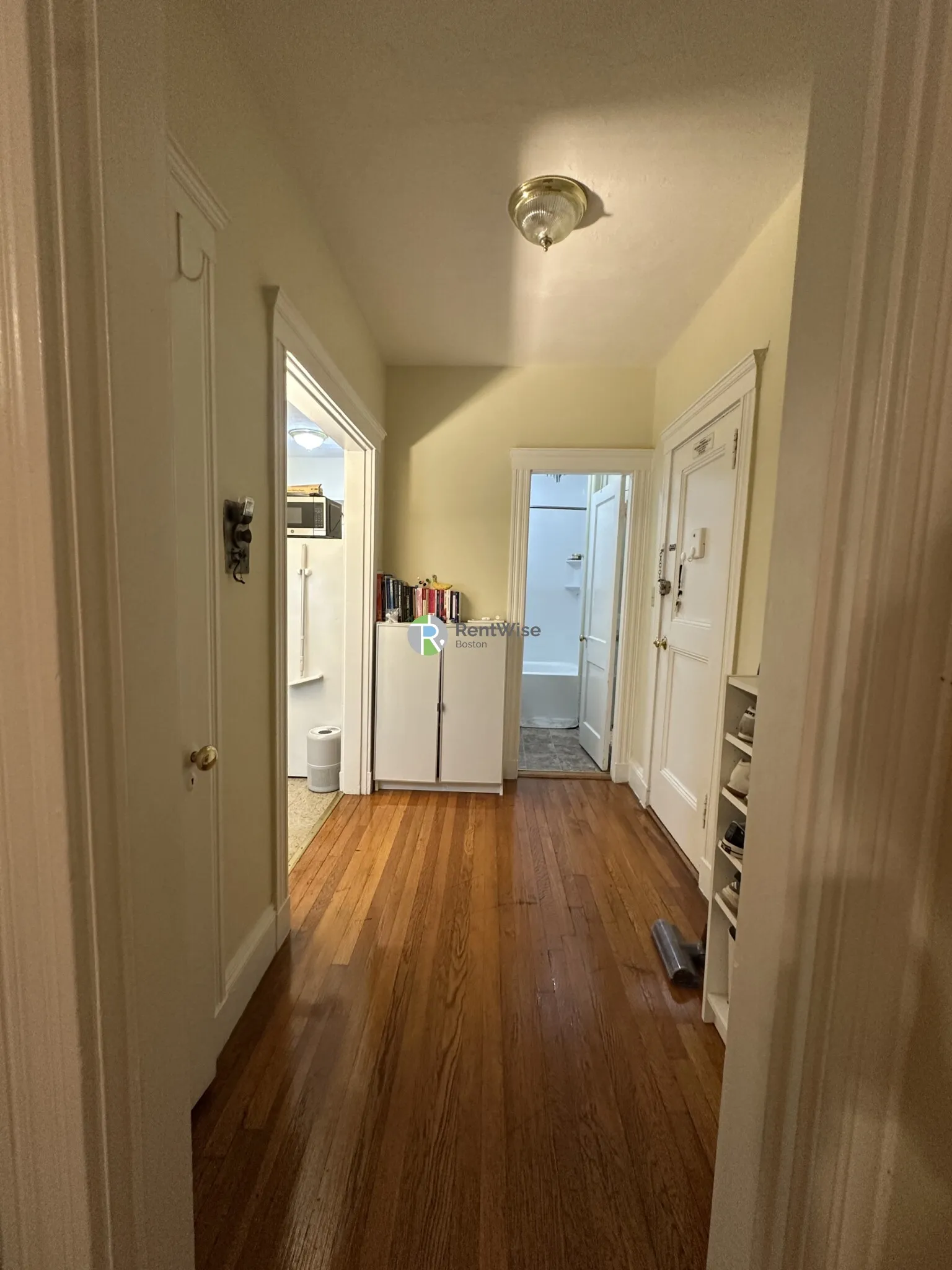 189 Chestnut Hill Ave, Brighton