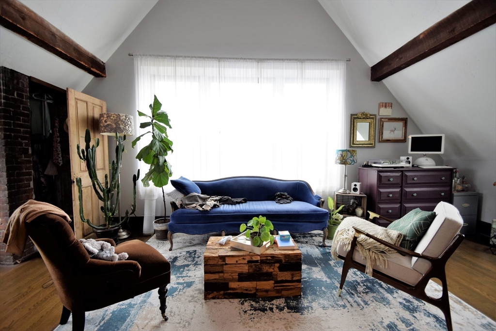 444 Western Ave, Brighton