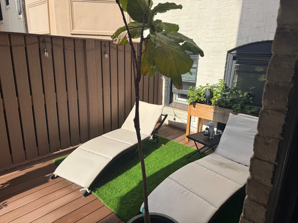 416 Commonwealth Ave, Back Bay