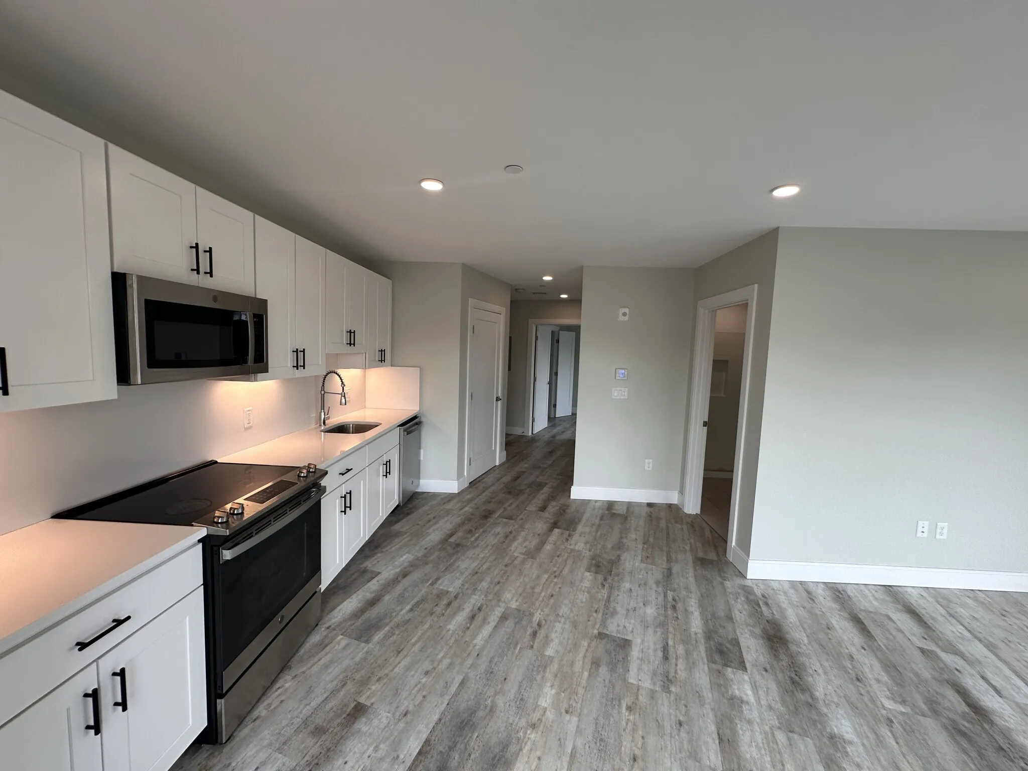 200 Old Colony Ave, South Boston