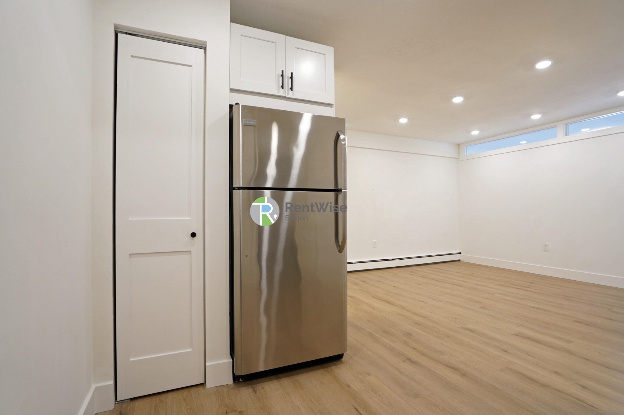 745 East 6th St, South Boston