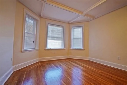 73 Thatcher St, Coolidge Corner