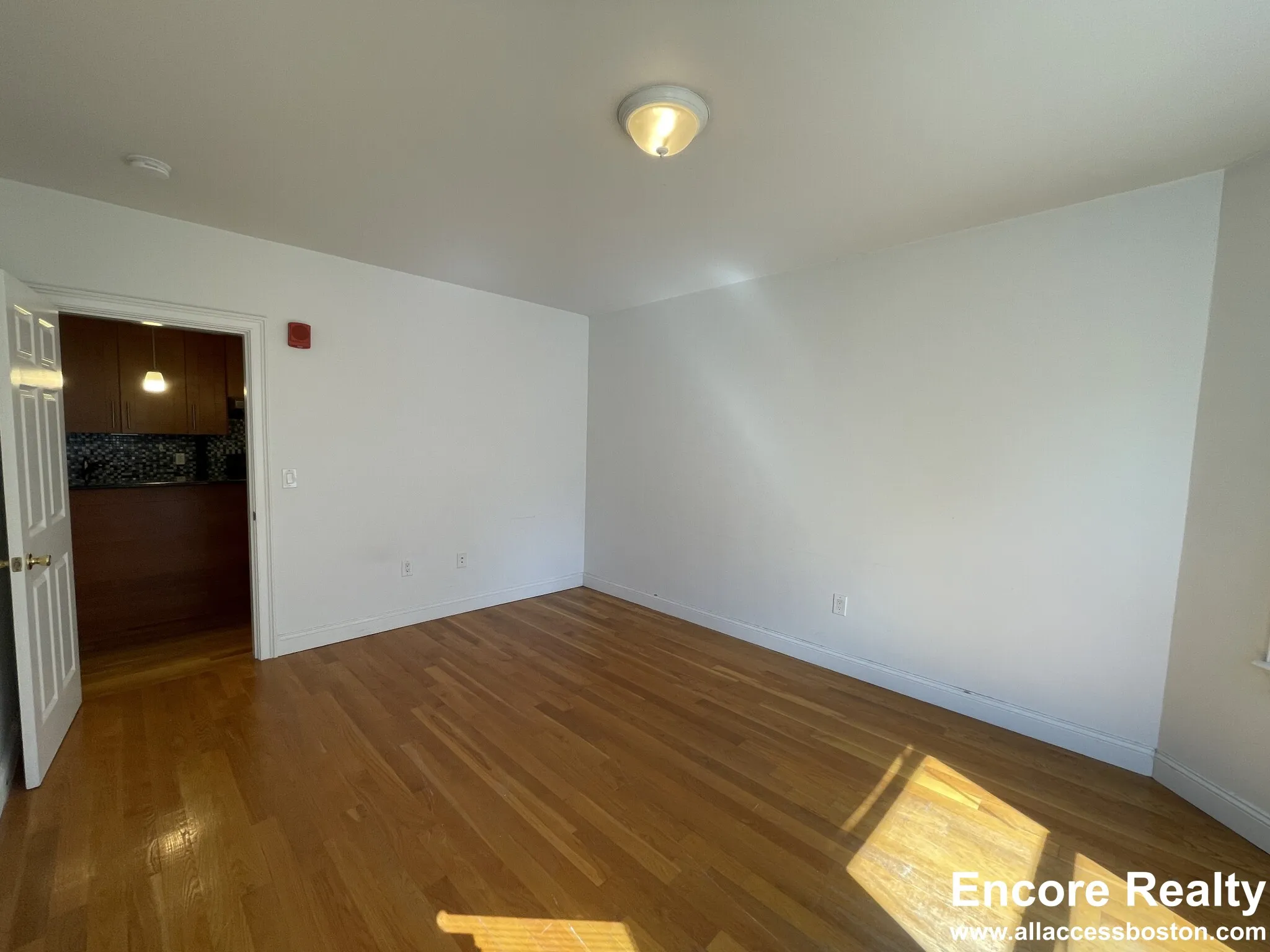 12 Peterborough St, Fenway