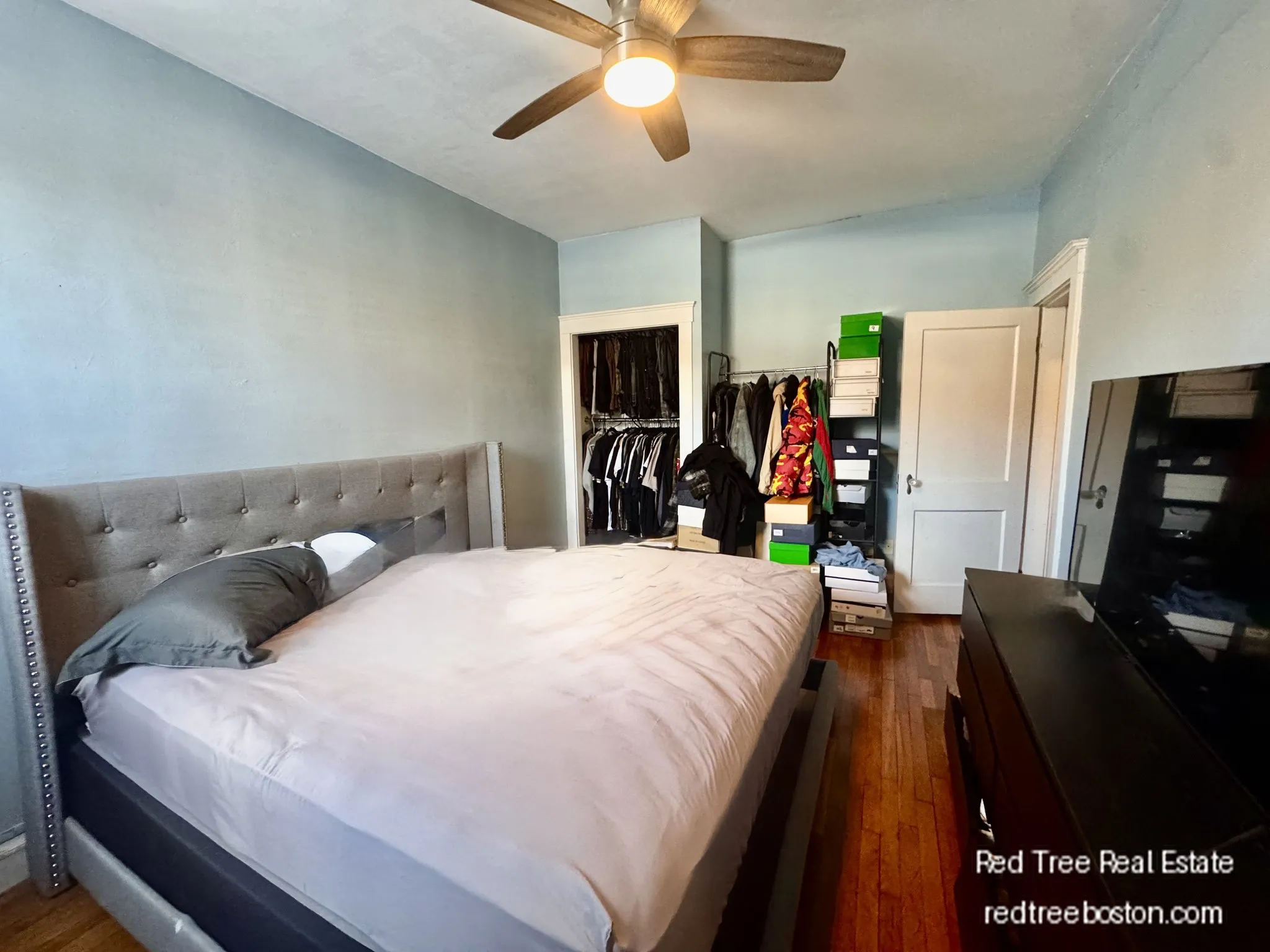 1662 Commonwealth Ave, Brighton