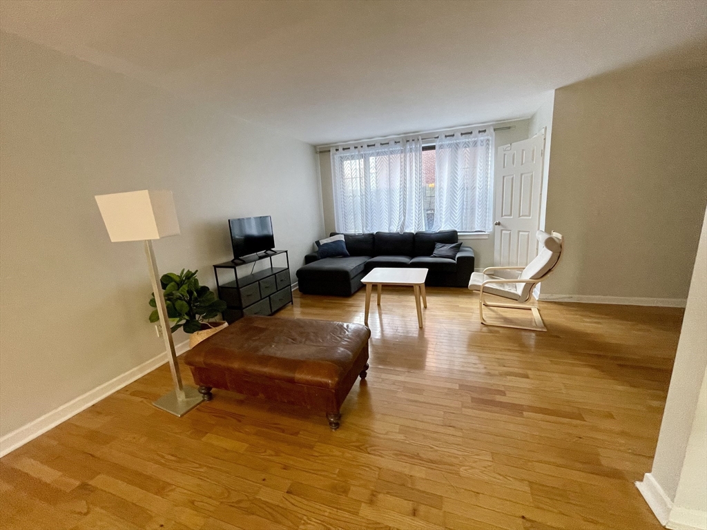 53 Harvard Ave, Brookline