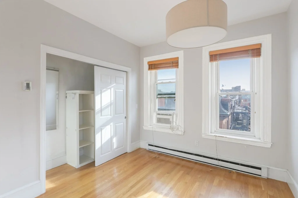 583 Massachusetts Ave, Roxbury