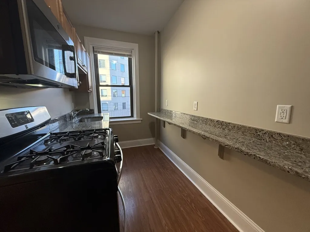 660 Huntington Ave, Mission Hill