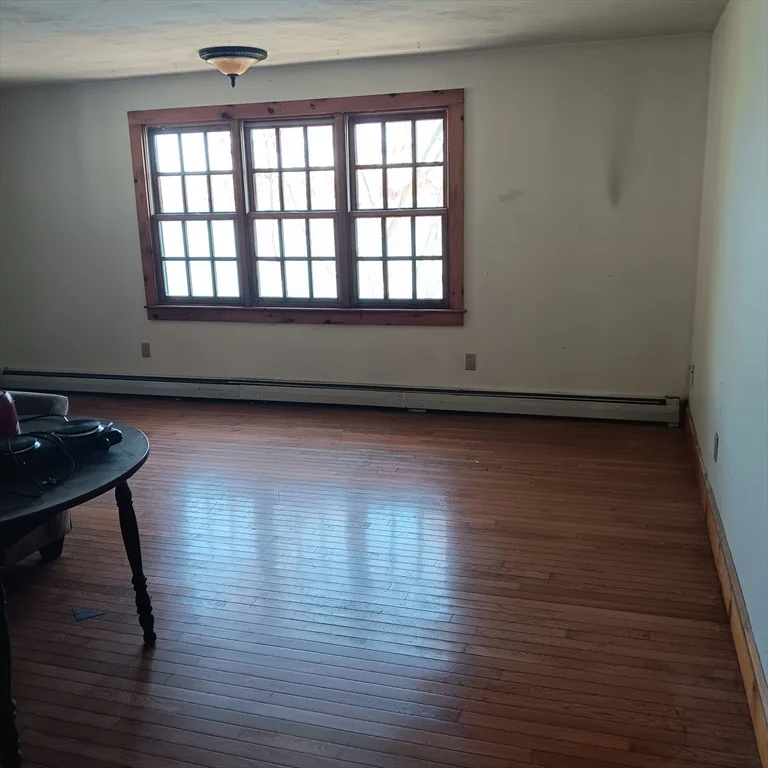 35-37 Fairview Ave, Pembroke