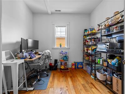 78 Bowdoin St, South Medford