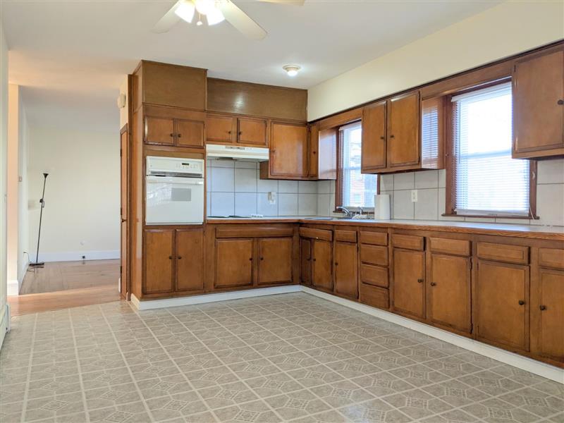 246 Harvard St, South Medford