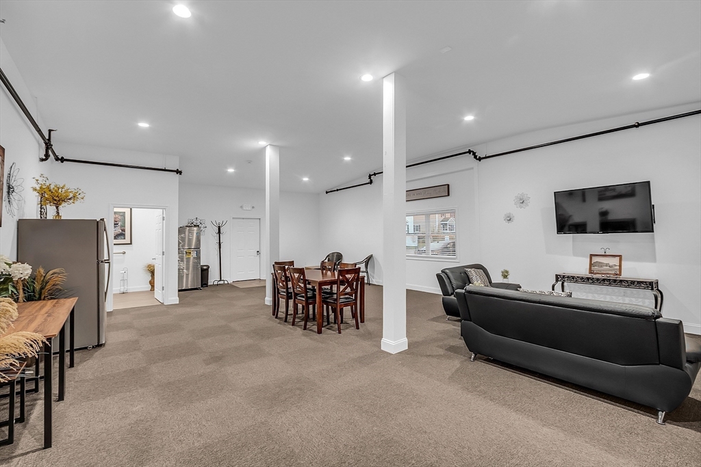 2 South Grove St, Bradford