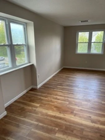 10 Longworth Ave, Brockton