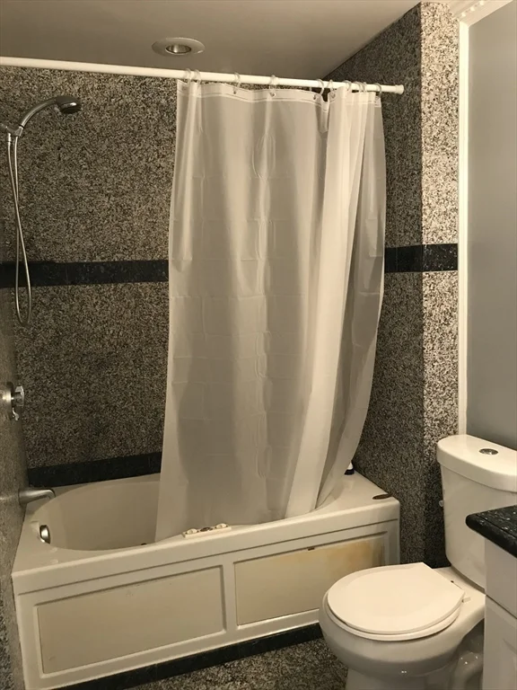 72 Boston Ave, Medford