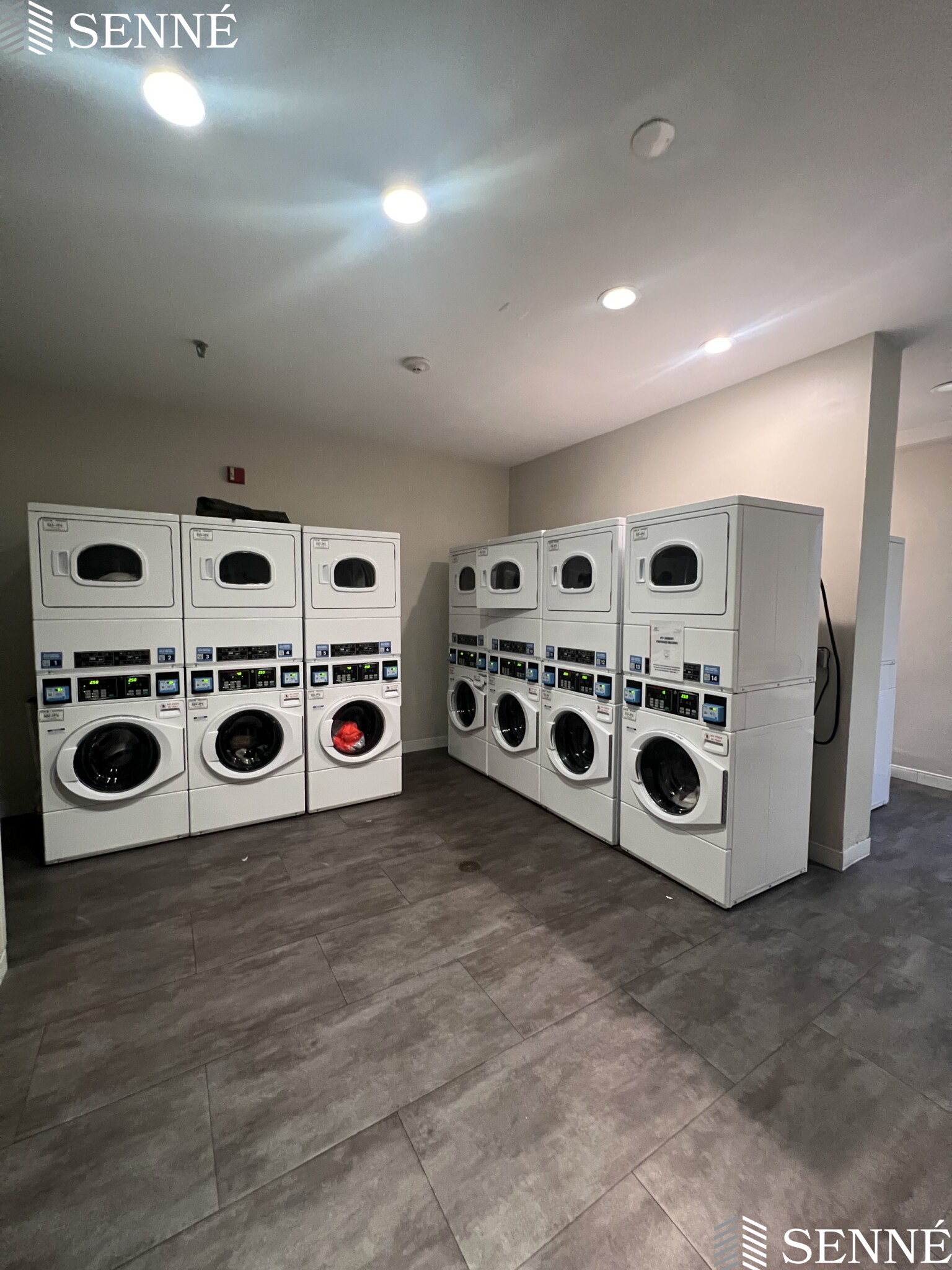 145 Commercial St, North End