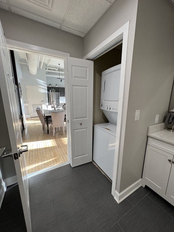 948 Main St, Waltham