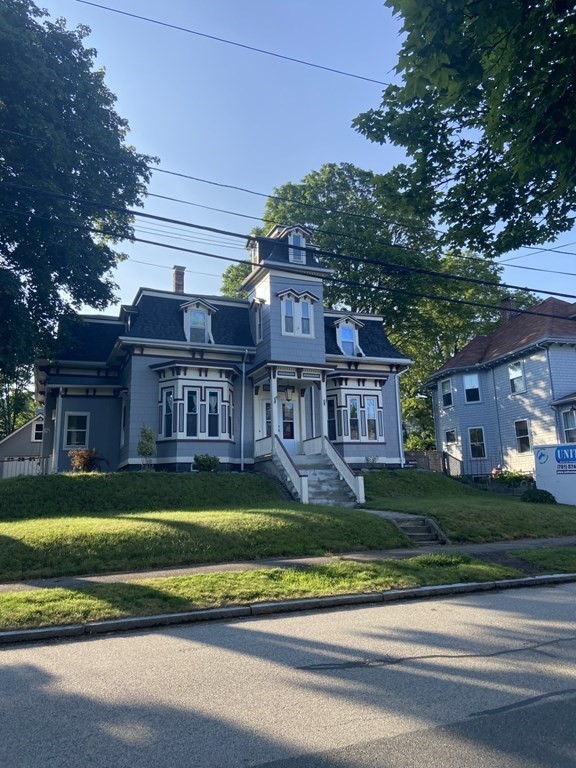 77A South Central, Quincy