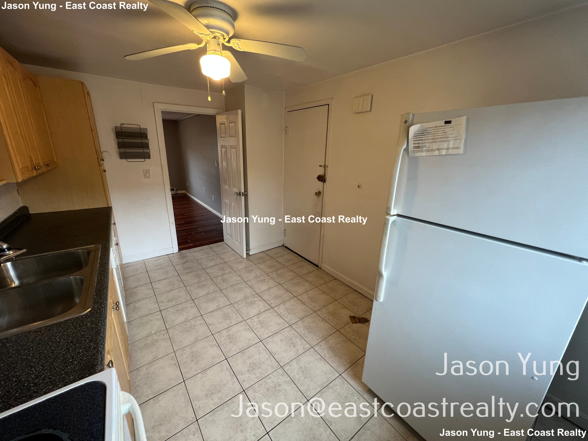 32 Bryon Rd, Chestnut Hill