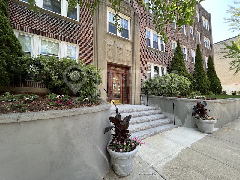 100 Kilsyth Rd, Brighton