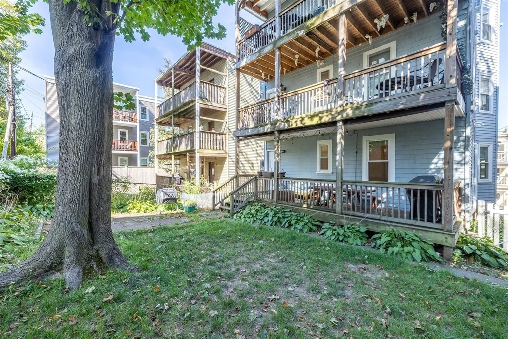 11 Juliette, Dorchester