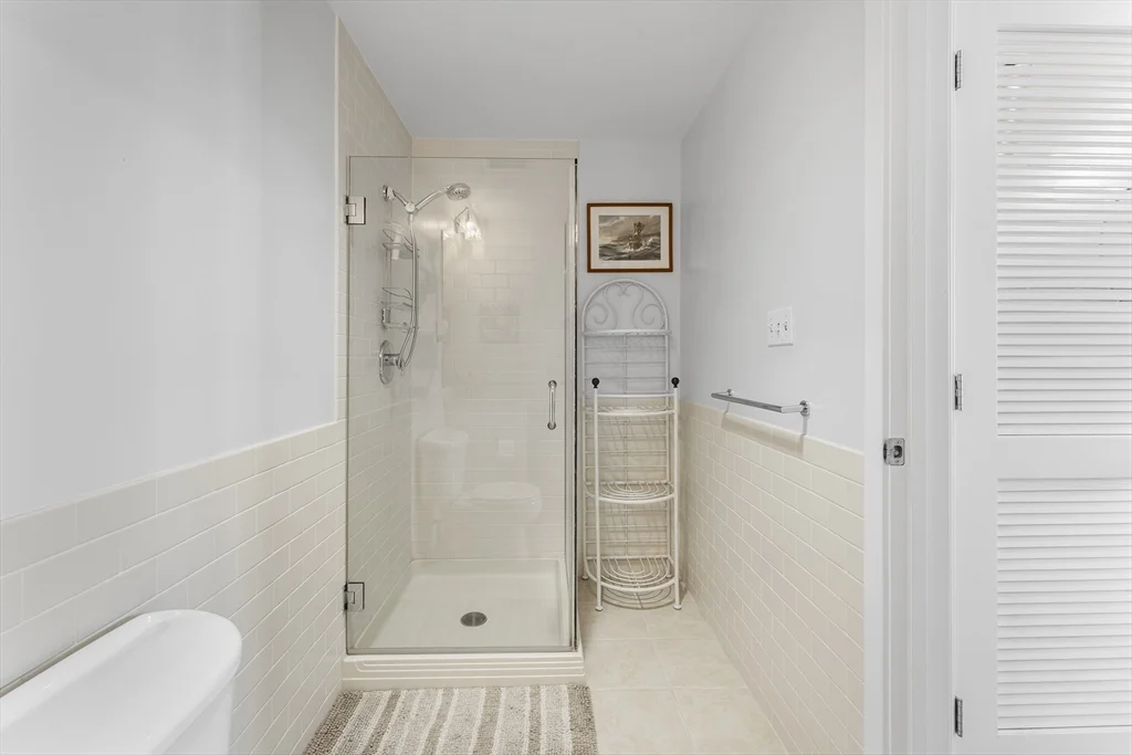 210 South, Leather District