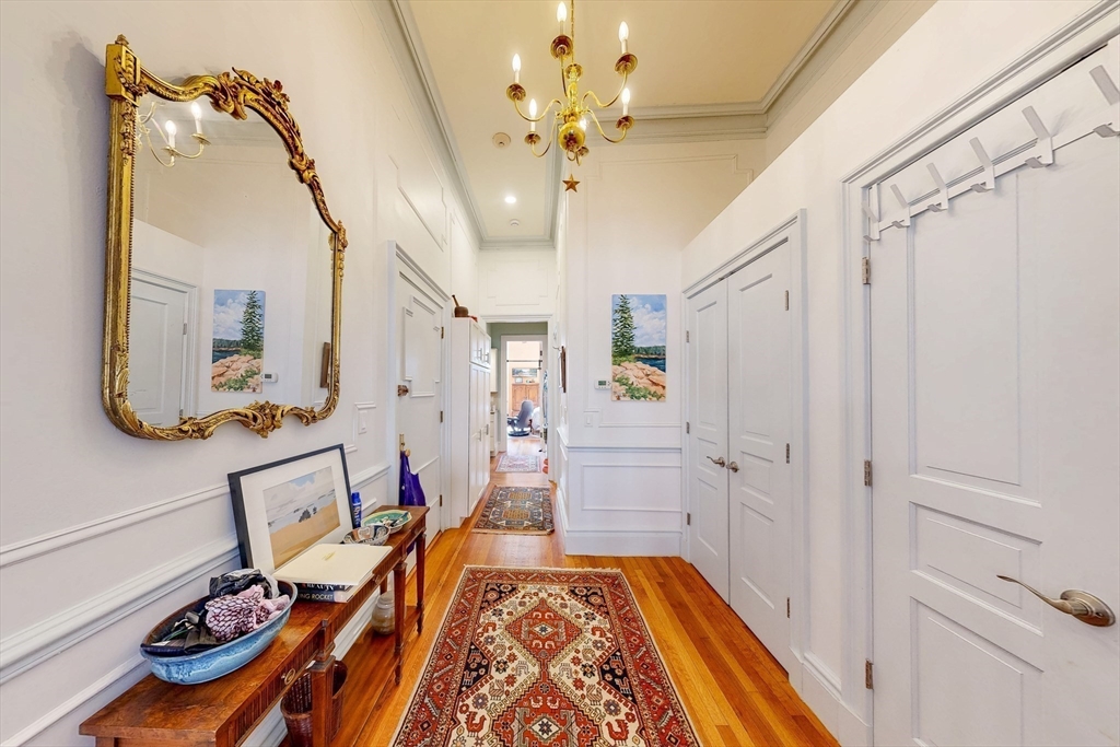 231 Beacon St, Back Bay