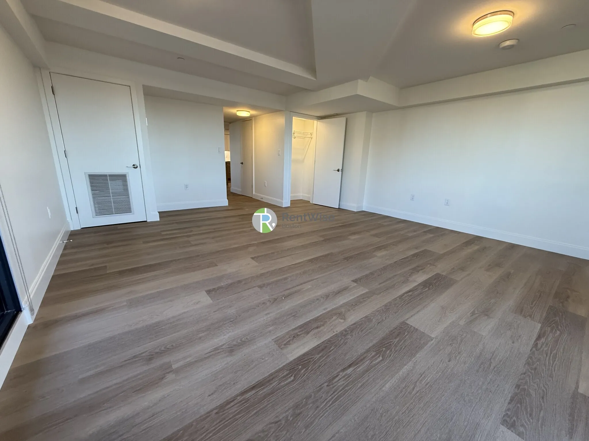 1079 Commonwealth Ave, Allston