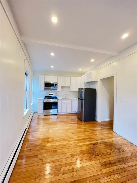 11 Franklin, Downtown