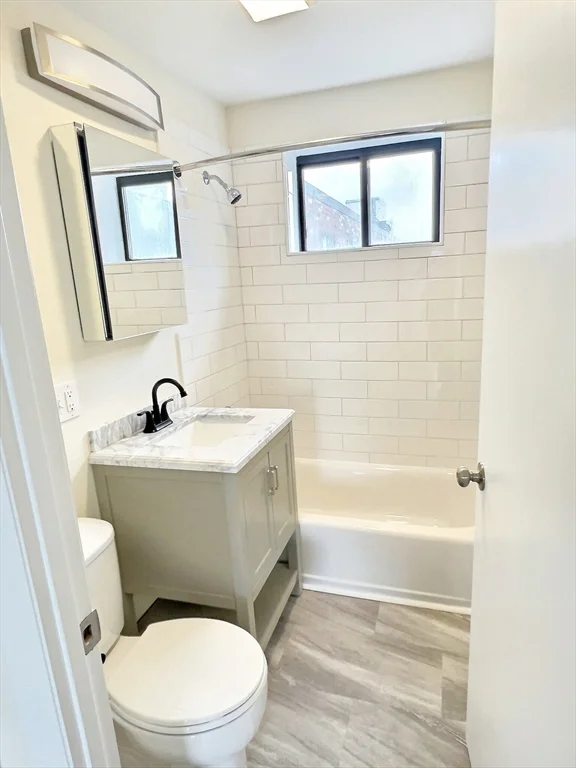 1039 Commonwealth, Allston