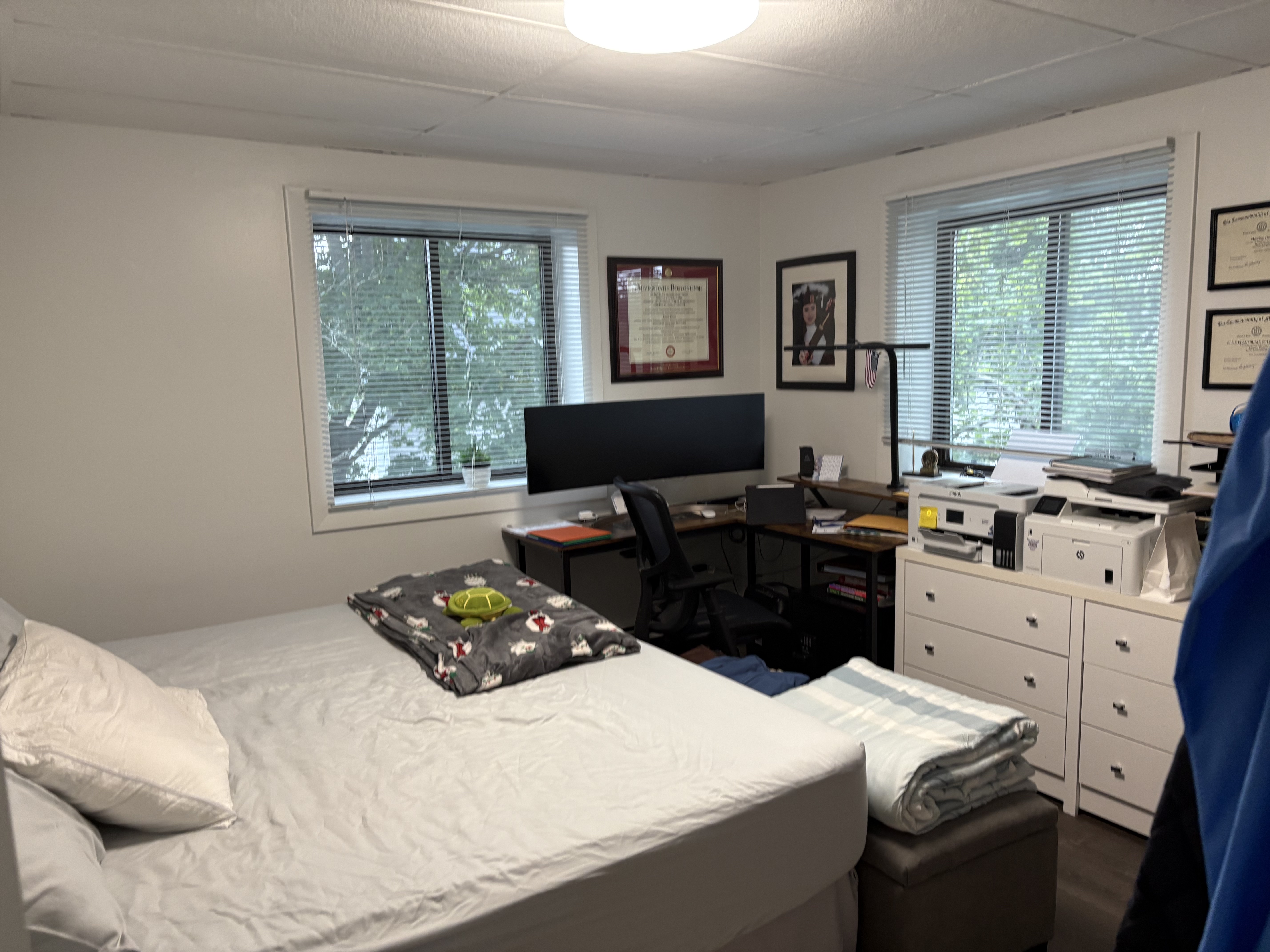 24 Hamilton St, Saugus