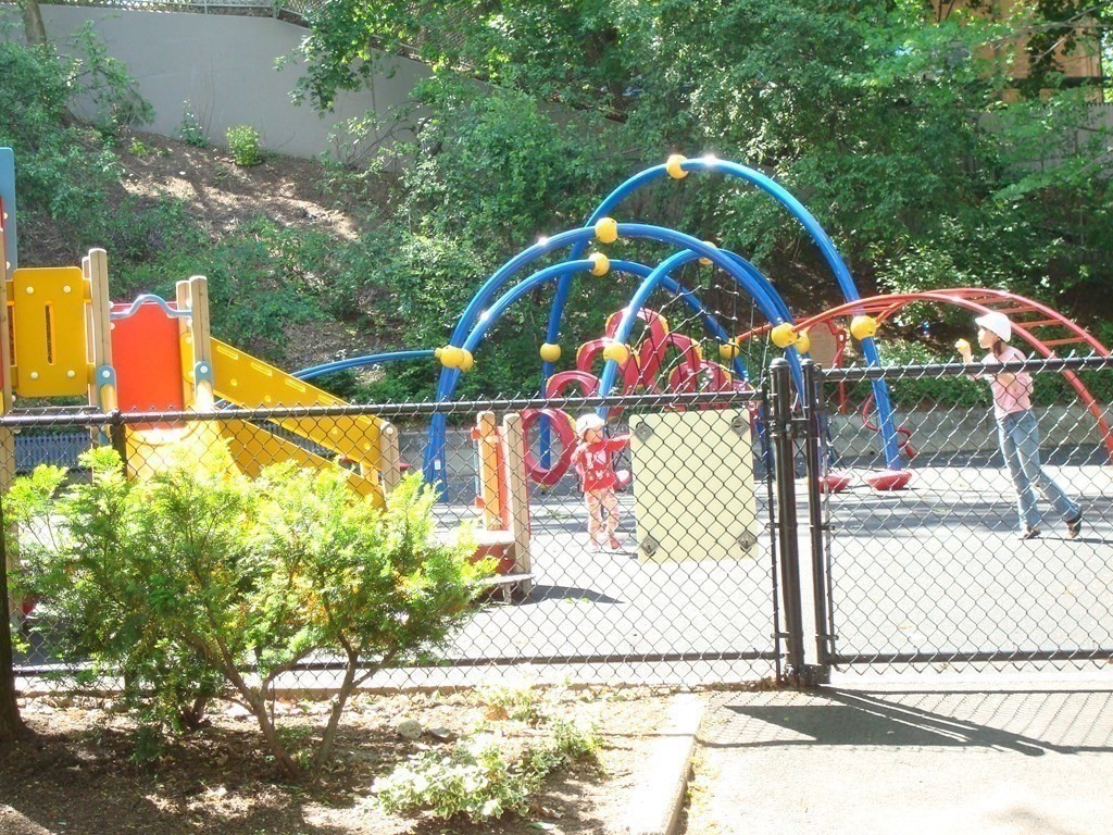 38 Juniper St, Brookline Village