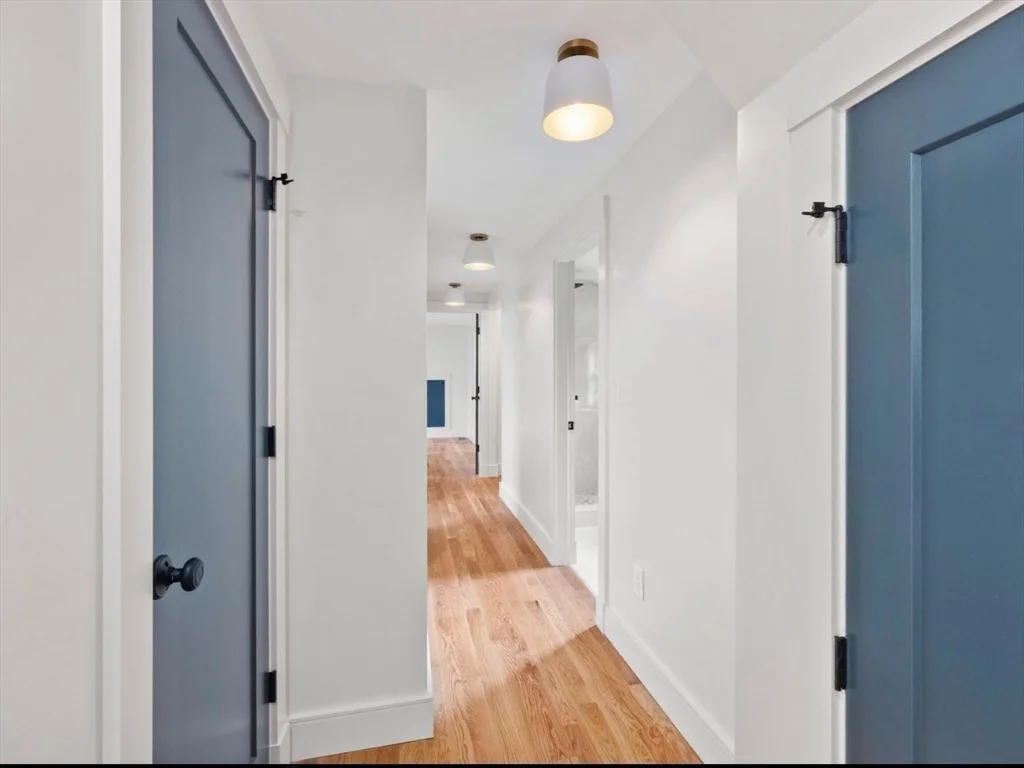 85 Morton Ave, Medford