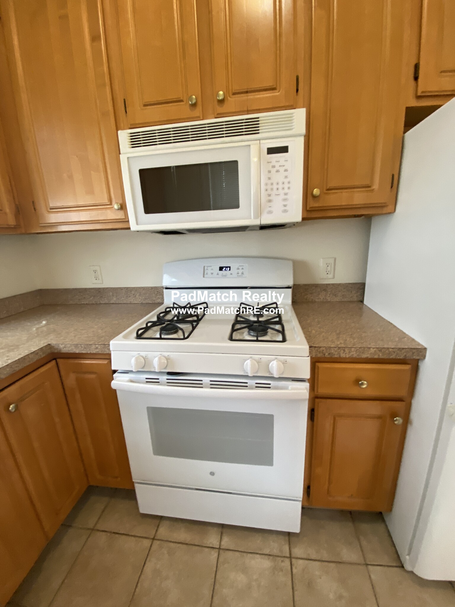 9 Gardner St, Allston