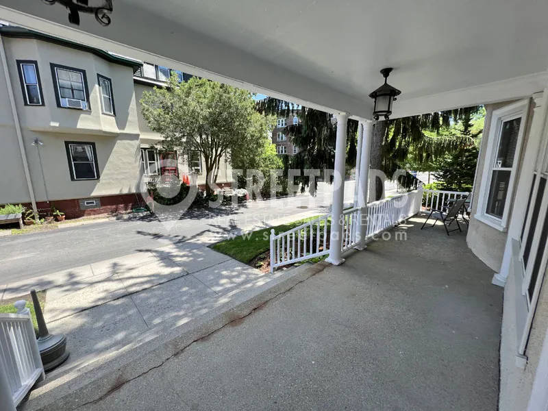 1 Langdon Sq, Neighborhood Nine