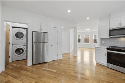 406 Columbia St, Wellington-Harrington