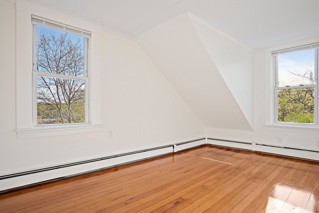 83 Marvin Rd, Melrose