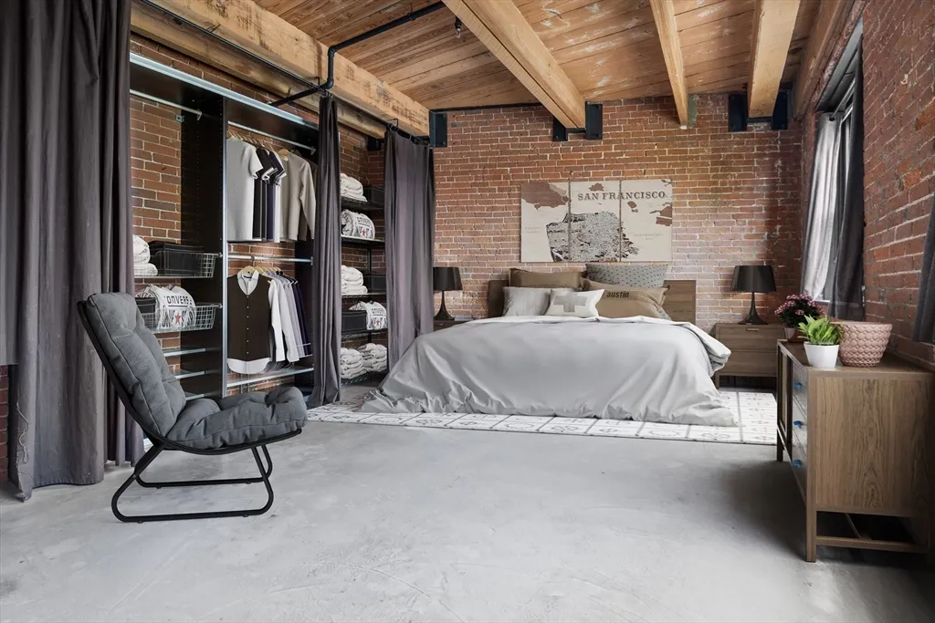 90 Wareham St, South End