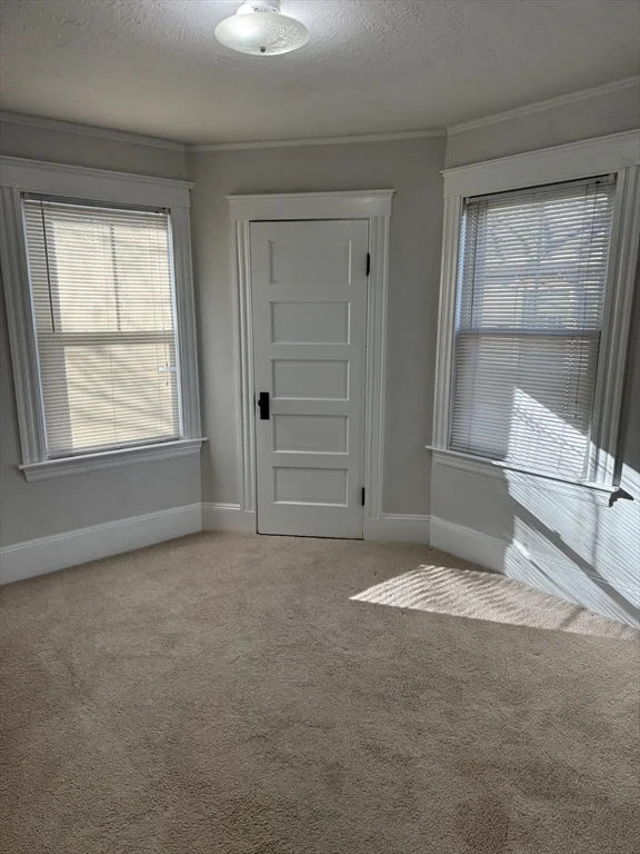 56 Sheridan St, Zip 01830