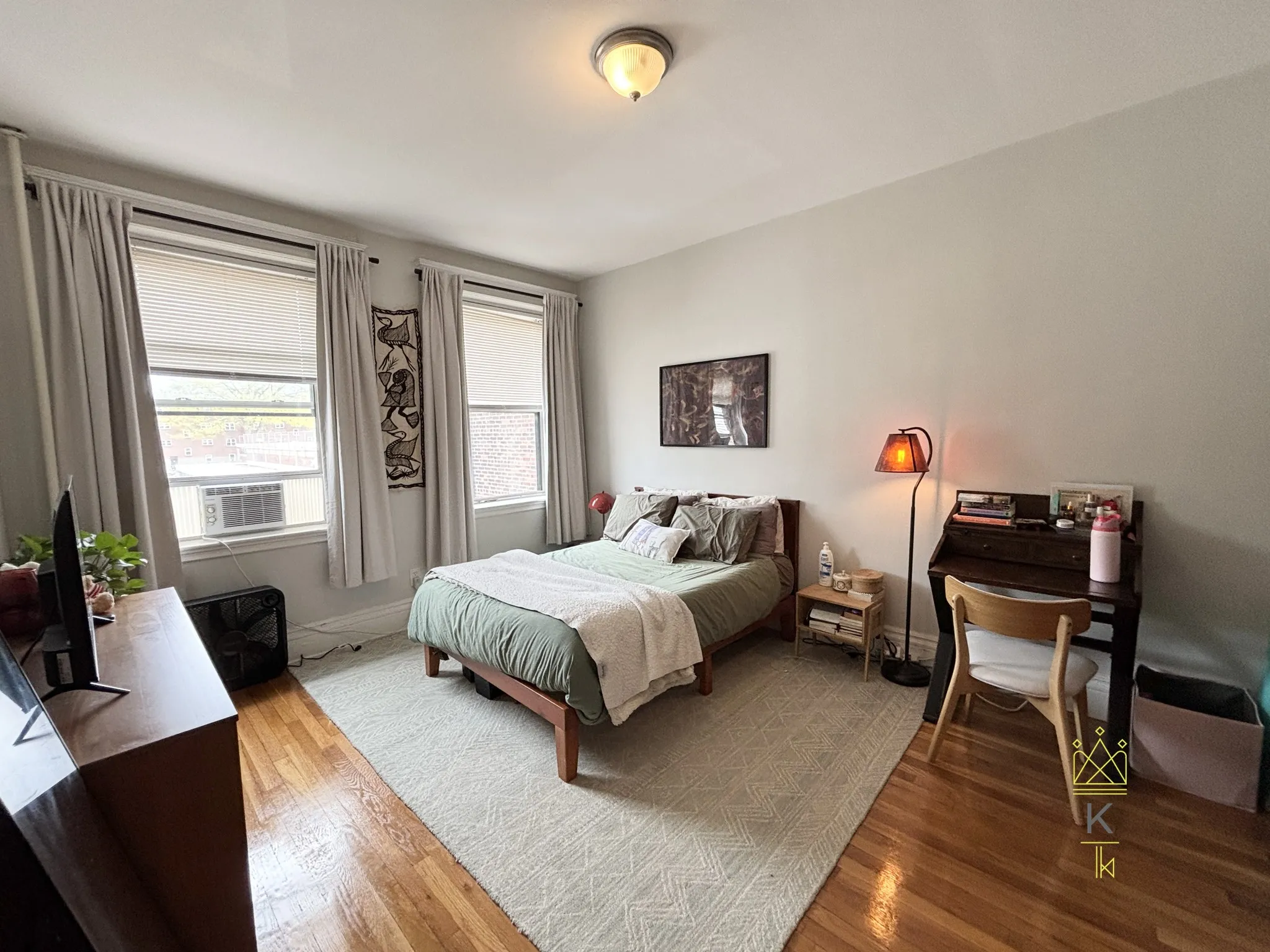 175 Harvard St, Coolidge Corner