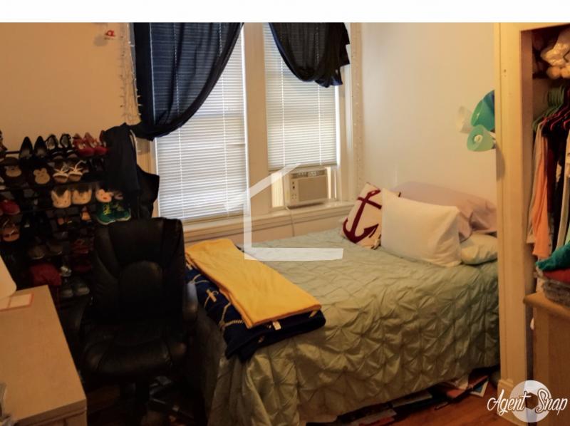 4 Price Rd, Brighton