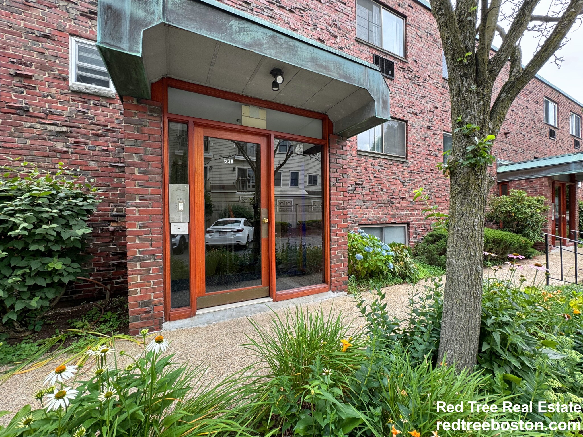 53A Saint Paul St, Coolidge Corner