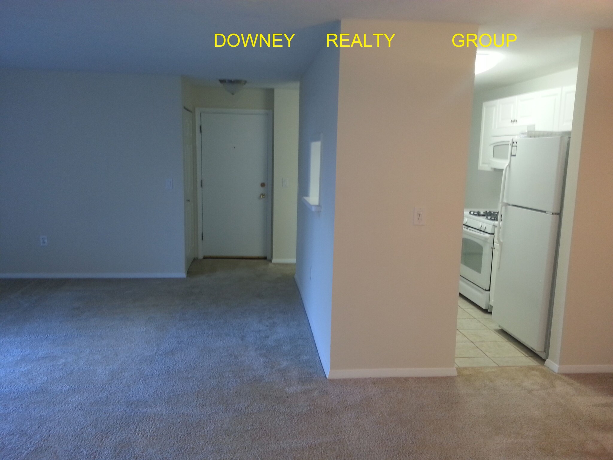 126 Plymouth Dr, Norwood